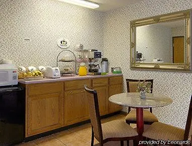Super 8 By Wyndham Olney 